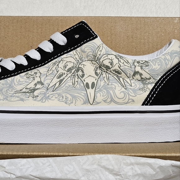Vans Old Skool Raven Skull Adult Unisex Men/Women Sizes - Picture 3 of 6